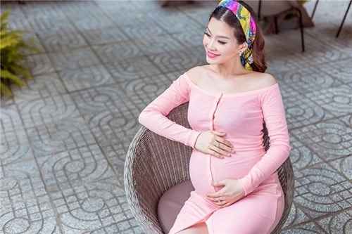 Á hậu diễm trang khoe vẻ đẹp viên mãn trước ngày sinh nở - 5