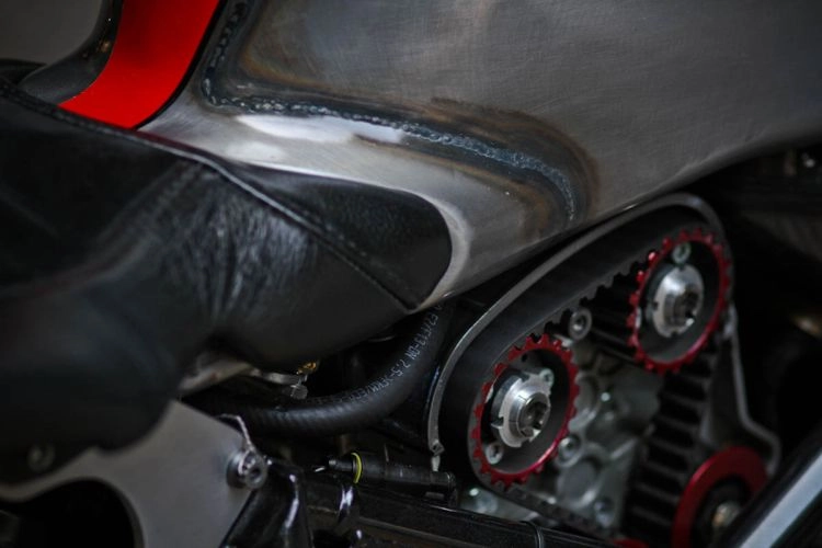 Ducati 749 độ phong cách viễn tưởng kịch độc - 7