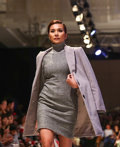 Hoàng yến vẫn diễn catwalk dù đã tuyên bố giải nghệ - 16