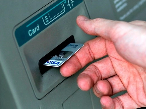 Mách bạn những cách xử lí khi atm bị trục trặc - 2