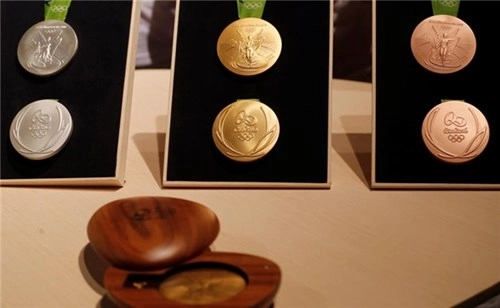 Quy trình sản xuất kì công những tấm huy chương olympics rio 2016 - 15
