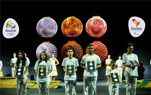 Quy trình sản xuất kì công những tấm huy chương olympics rio 2016 - 19