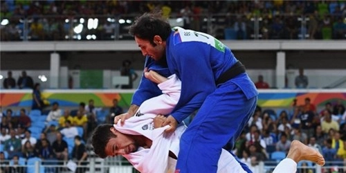 Tuyển thủ judo người anh ôm mặt khóc sau thất bại trong rio 2016 - 1