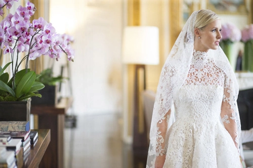 7 bộ váy cưới đẹp như ngôn tình của sao năm 2015 - 14