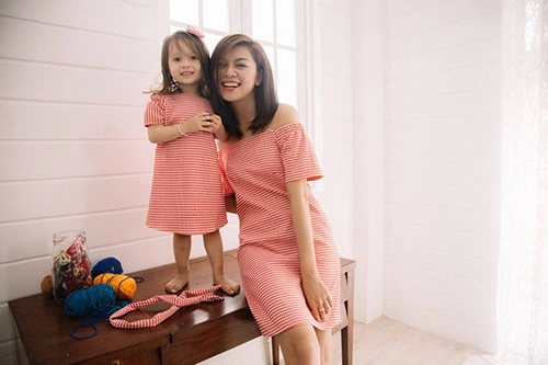 9 kiểu may váy đôi mùa hè tuyệt đẹp cho mẹ và con gái - 9