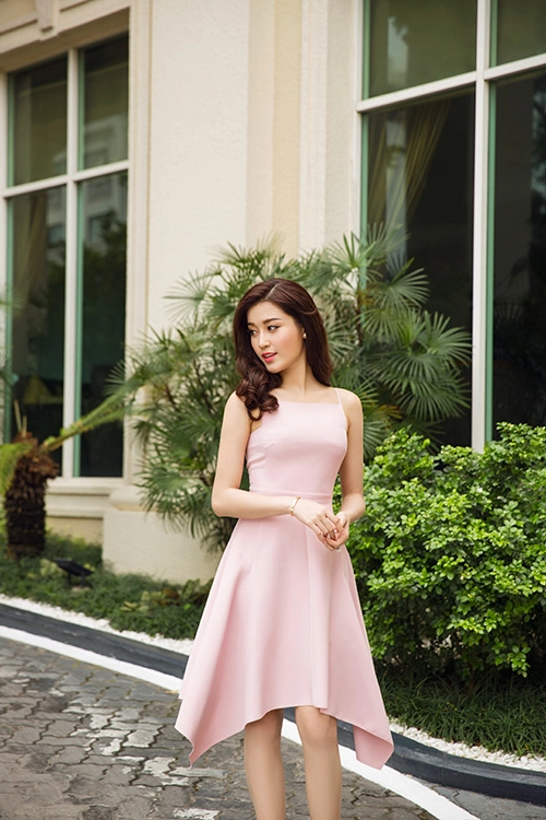 Á hậu huyền my đẹp nao lòng sau sự cố mặc váy nhái - 4