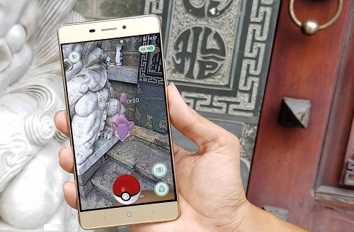  bộ đôi smartphone cho thợ săn pokemon go - 3