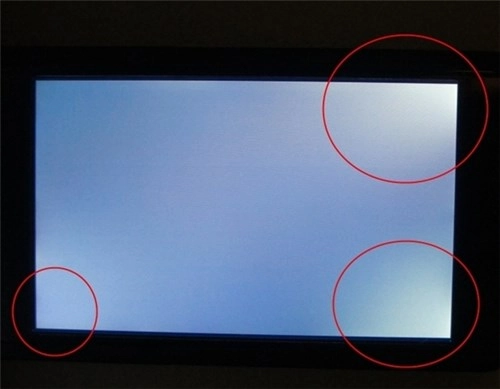 Cách kiểm tra xem iphone có bị hở sáng màn hình hay không - 1