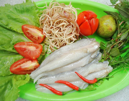 Canh cá khoai nấu chua ngon miệng cho cả nhà - 1