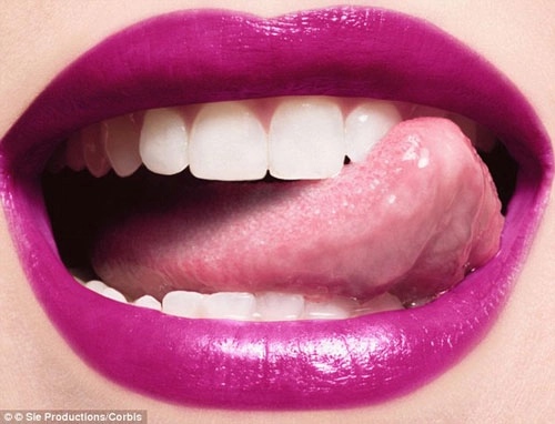 Chuyên gia mách bạn 10 cách làm trắng răng nhanh rẻ - 7