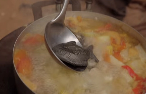 Đây là lý do người campuchia cho cá sắt vào nồi khi nấu nướng - 2