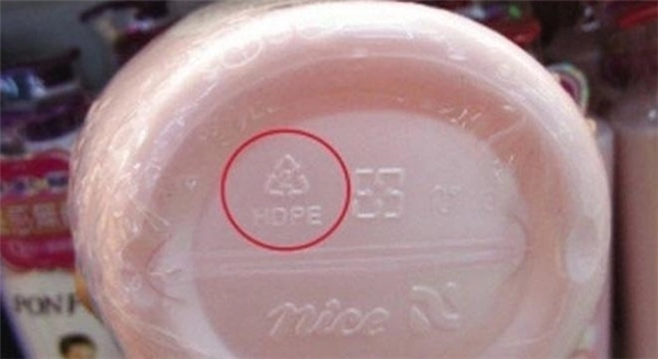Giải mã những kí hiệu in dưới đáy chai nhựa bạn nhất định phải biết - 1