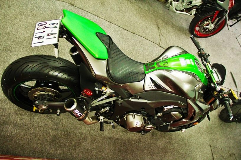 Kawasaki z1000 siêu chất với nhiều phụ tùng đồ chơi hàng hiệu tại việt nam - 2
