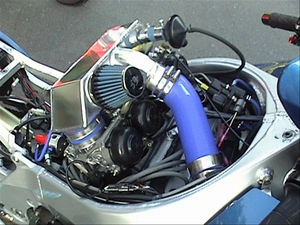Kawasaki zx9r độ turbo tốc độ ngoài 300kmh - 3
