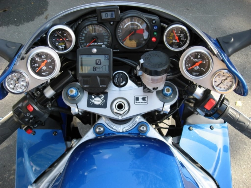 Kawasaki zx9r độ turbo tốc độ ngoài 300kmh - 1