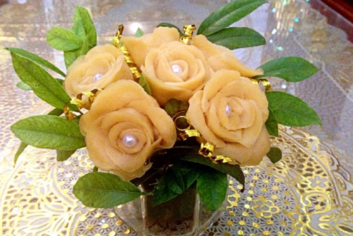 Làm hoa xinh xắn từ bột mì trang trí bàn ăn 83 - 15