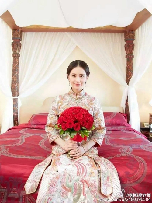 Lưu thi thi mặc váy cưới 11 tỷ đồng gây choáng váng - 7