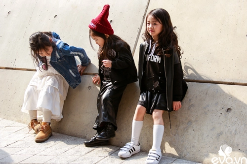 Ngắm street style của những thiên thần nhỏ tại seoul fw - 20