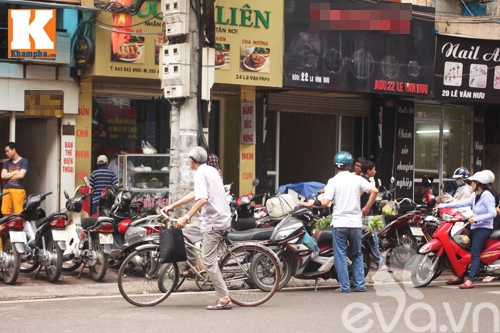 Quán bún chả cháy hàng sau khi tổng thống mỹ đến ăn - 8