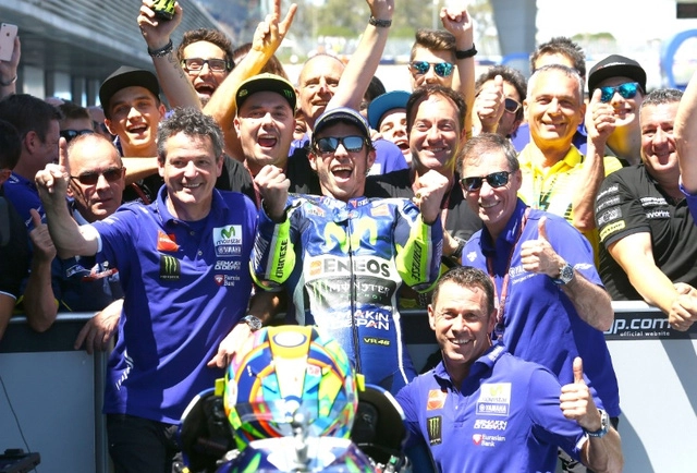 Rossi đã có chiến thắng đầu tiên trong mùa giải motogp 2016 - 2