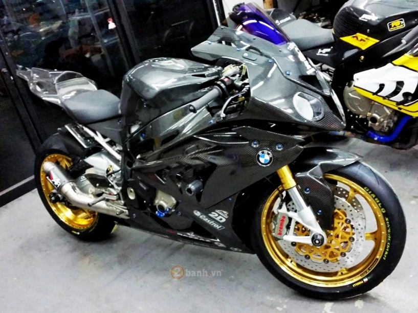 Siêu xe bmw hp4 trong bản độ full carbon đầy mê hoặc - 1