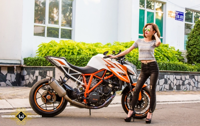 Song mã ktm 1290 super duke r tuyệt đẹp trong bộ ảnh thiên thần và ác quỷ tại việt nam - 27