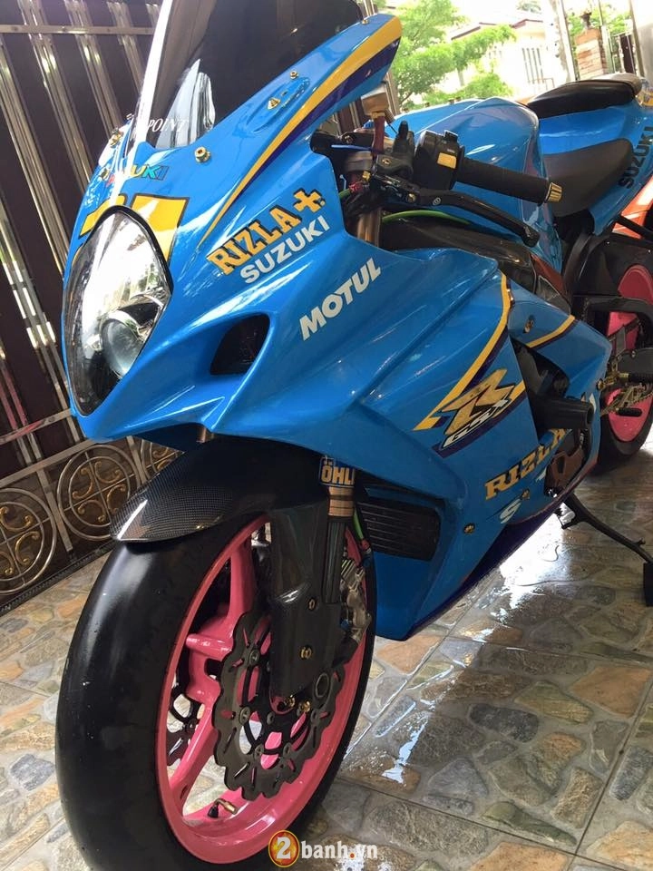 Suzuki gsx-r1000 độ siêu chất và cũng vô cùng độc đáo - 2