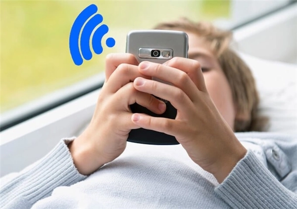 Tuyệt chiêu dùng smartphone chặn kẻ đang xài chùa wifi nhà bạn - 1