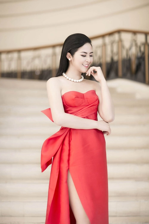 Váy tự thiết kế của ngọc hân bị nhận xét kém tinh tế - 2