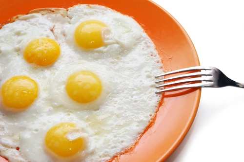  ăn hơn 20 quả trứng một tuần rối loạn chuyển hóa mỡ - 1