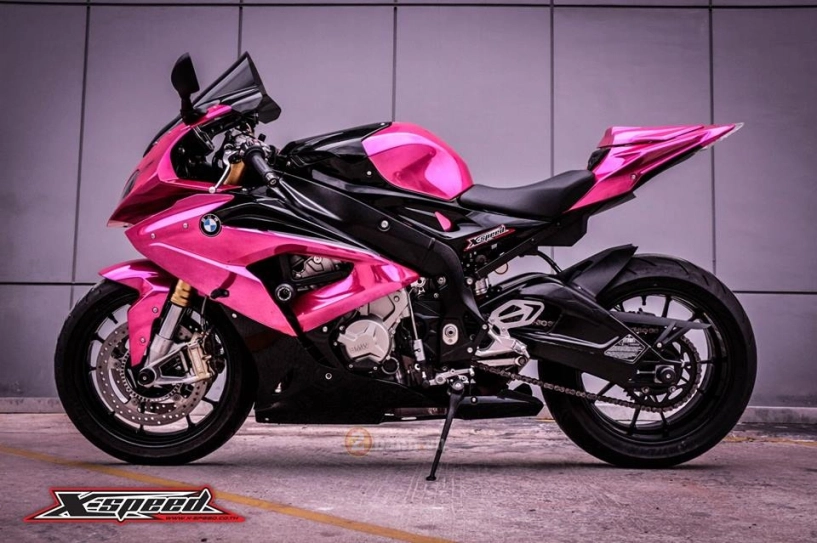 Bmw s1000rr 2015 màu hồng chrome đầy nổi bật của nữ biker thái - 2