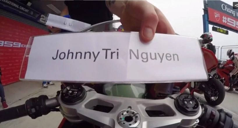 clip johnny trí nguyễn chạy thử ducati 959 panigale trên đường đua thailand - 1