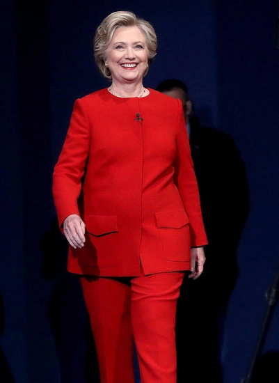  cuộc cách mạng thời trang của bà clinton khi tranh cử tổng thống mỹ - 10