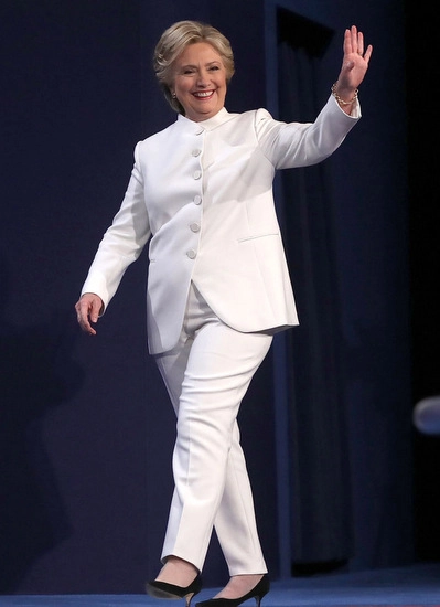  cuộc cách mạng thời trang của bà clinton khi tranh cử tổng thống mỹ - 12