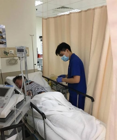 Đàm vĩnh hưng nhập viện cấp cứu ở singapore - 1