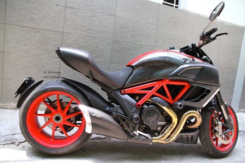Ducati diavel full carbon nổi bật - 1