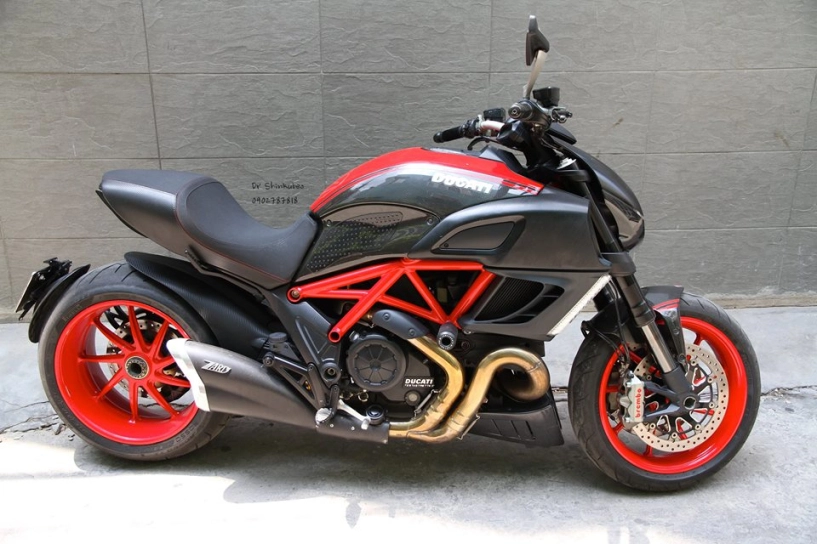 Ducati diavel full carbon nổi bật - 5