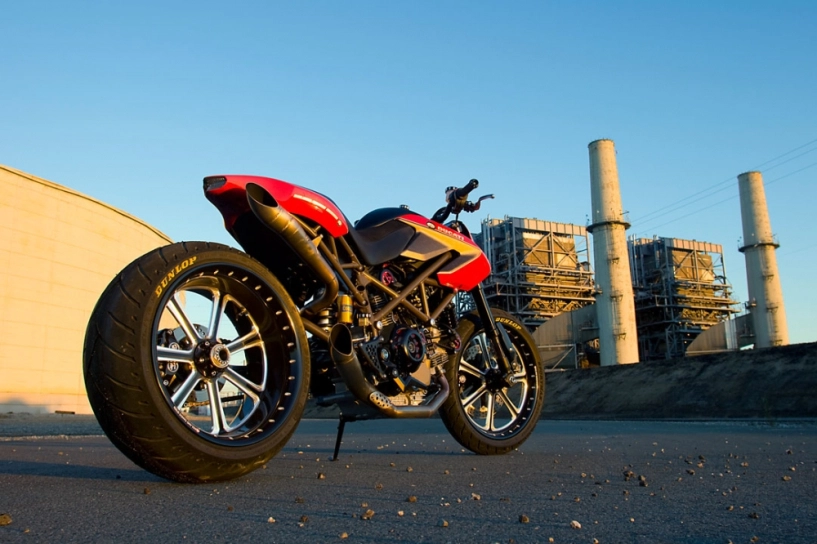 Ducati hypermotard độ khủng với dàn chân siêu cấp - 7