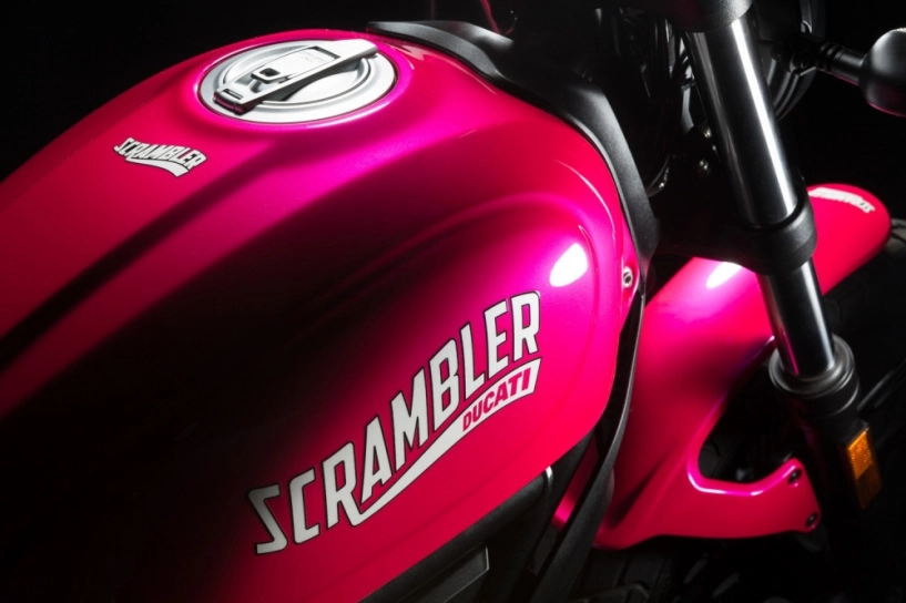 Ducati ra mắt scrambler sixty2 phiên bản màu hồng đầy ấn tượng - 4