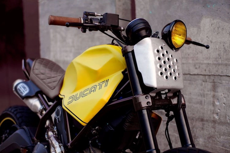 Ducati scrambler độ độc đáo với phong cách tracker trần trụi - 4