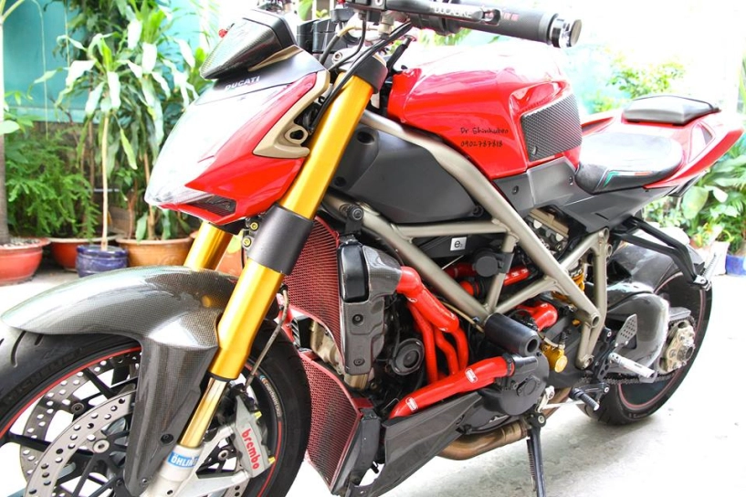 Ducati street fighter s hầm hố với bản độ đầy đủ đồ chơi khủng - 3