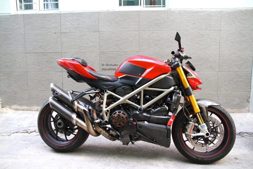 Ducati street fighter s hầm hố với bản độ đầy đủ đồ chơi khủng - 4