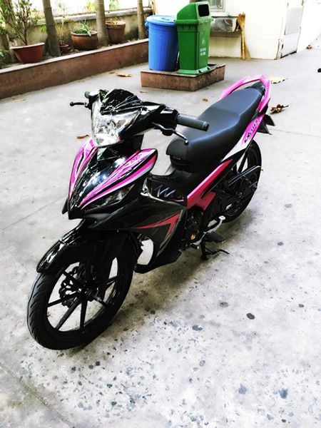 Exciter 135cc trở lại với phiên bản màu hường độc đáo - 3