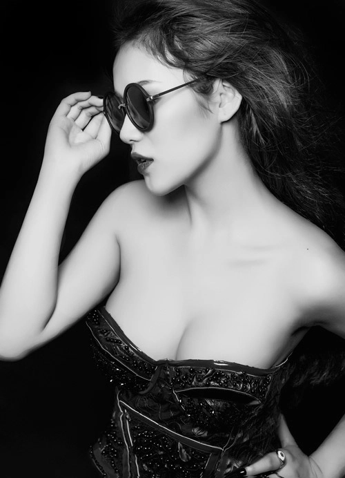 Hot girl nhóm phở mặt thon cằm nhọn nhờ tháo niềng răng - 10