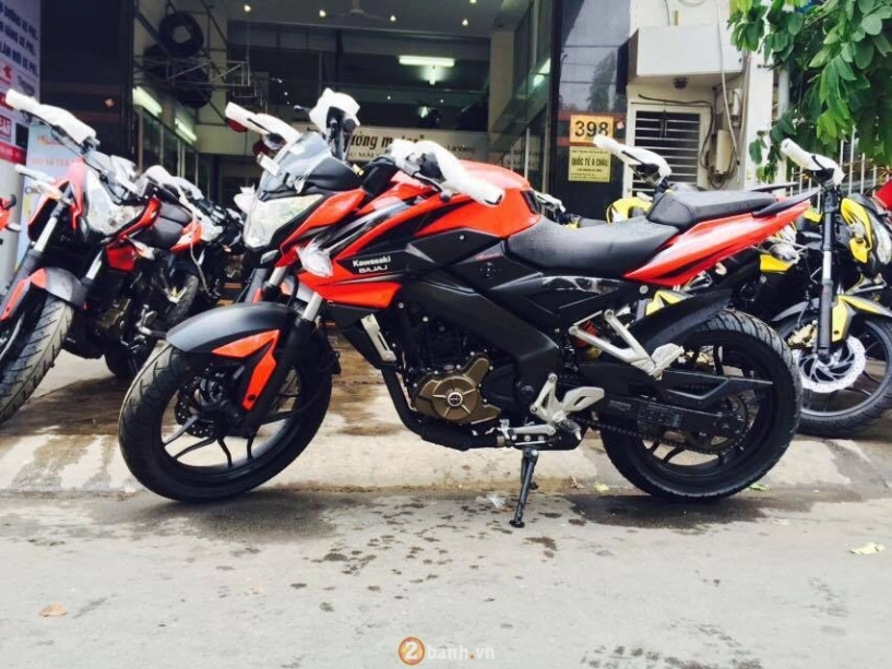 Lô hàng đầu tiên kawasaki bajaj pulsar 200ns 2016 vừa được nhập về vn với giá 78 triệu đồng - 15