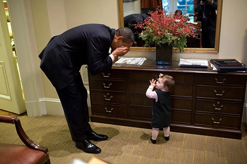Những hình ảnh chứng minh tình yêu trẻ của tổng thống obama - 12