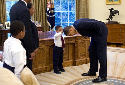Những hình ảnh chứng minh tình yêu trẻ của tổng thống obama - 19
