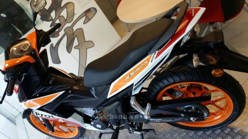 Cận cảnh honda rs150r repsol 2016 ngoài đại lý - 3