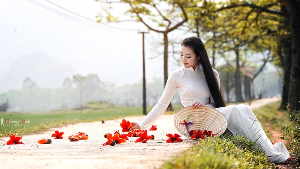 Cô gái này khiến hình tượng nữ cán bộ ngân hàng thay đổi 100 - 6