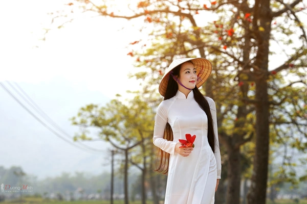 Cô gái này khiến hình tượng nữ cán bộ ngân hàng thay đổi 100 - 17